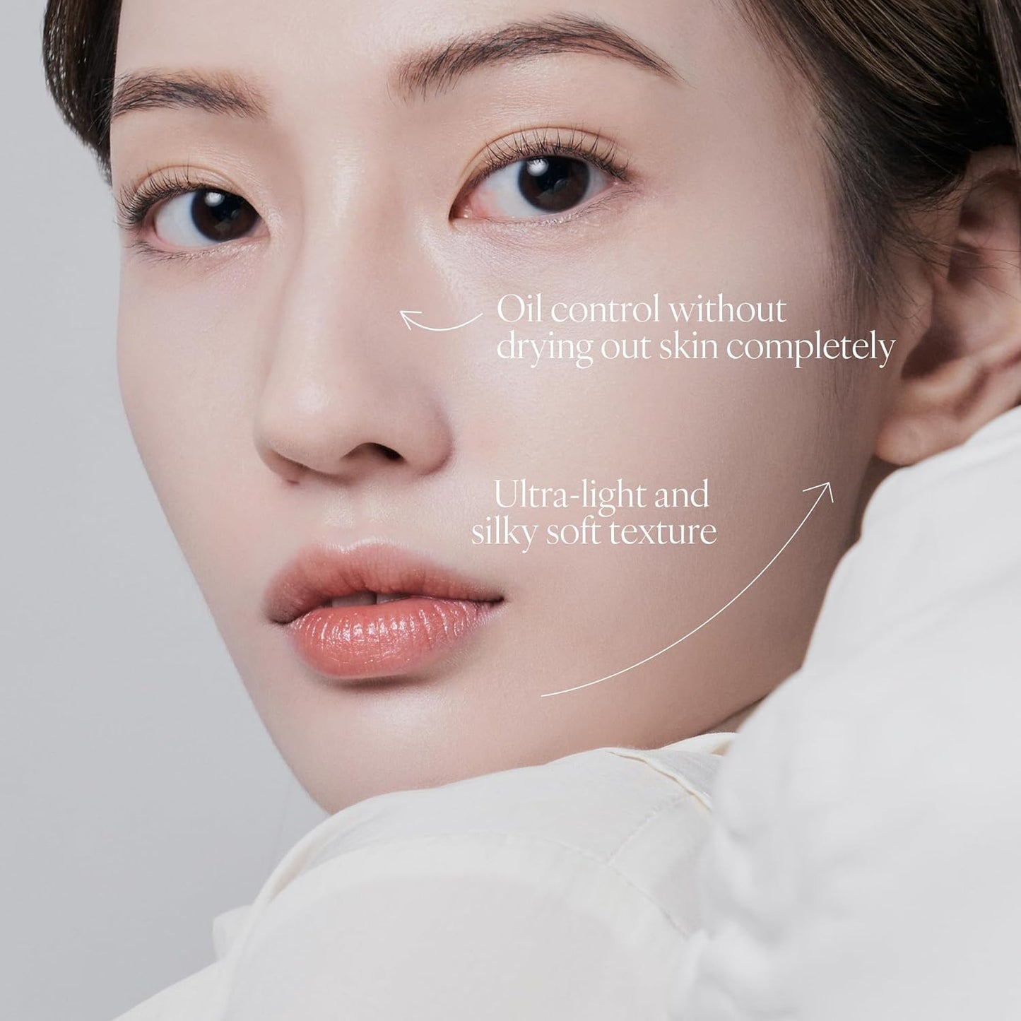 BAKED POWDER 005 SNOW WHITE, Terra-Cotta Facial Powder, Crease-free, Smudge Free & Weightless Setting powder (6.2g, 0.014 oz.)