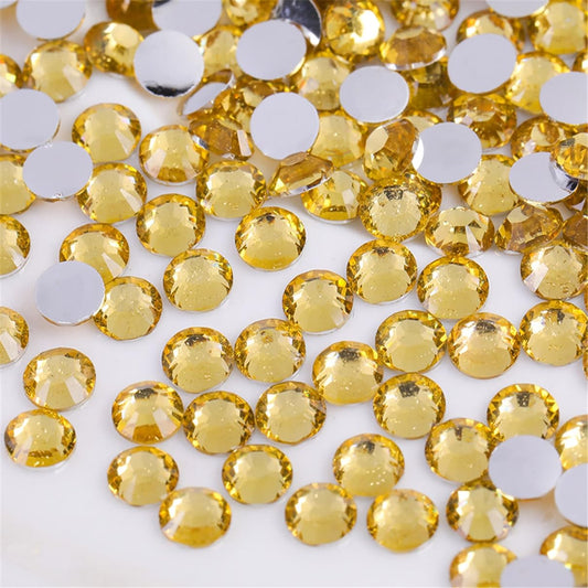 1500 Pieces SS16 4mm Flatback Rhinestones Clear Glass Round Gems Crystals for Nail Art DIY Crafts Clothes Shoes Bags （Crystal Yellow）